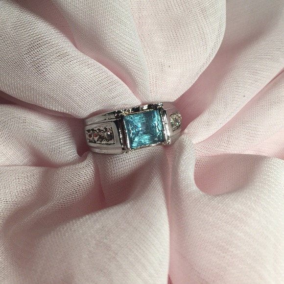 AQUAMARINE GEMSTONE Silver RING - Picture 3 of 7
